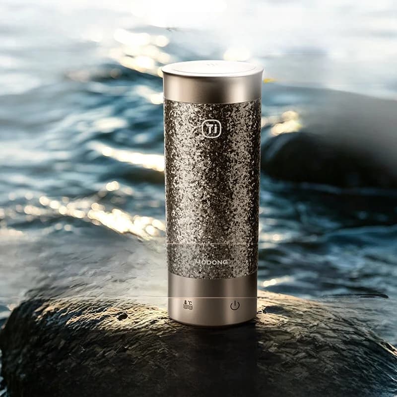 Titanium elektrisk oppvarmet reisebeger 350ml med temperaturkontroll