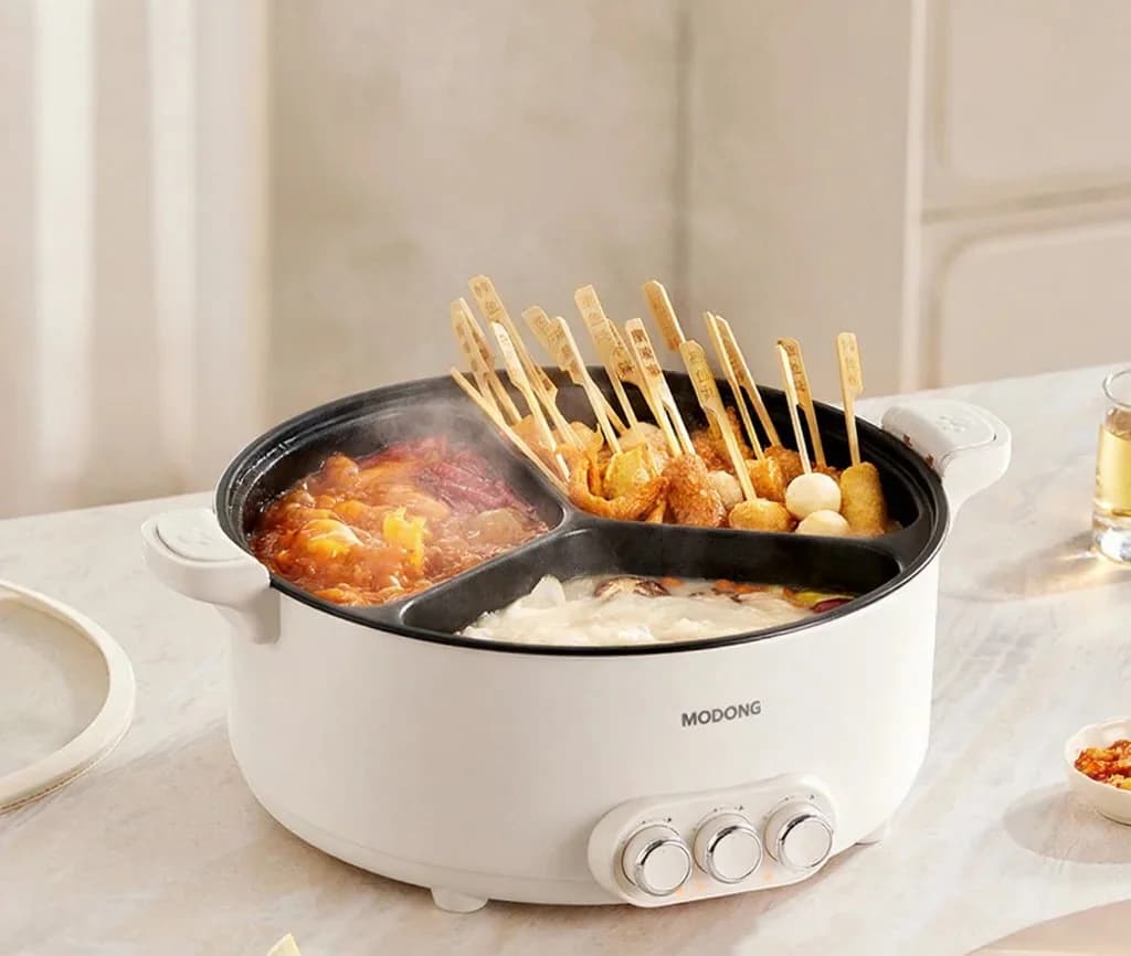 Elektrisk hot pot med skillevegg, 5.6L/8L, 220V