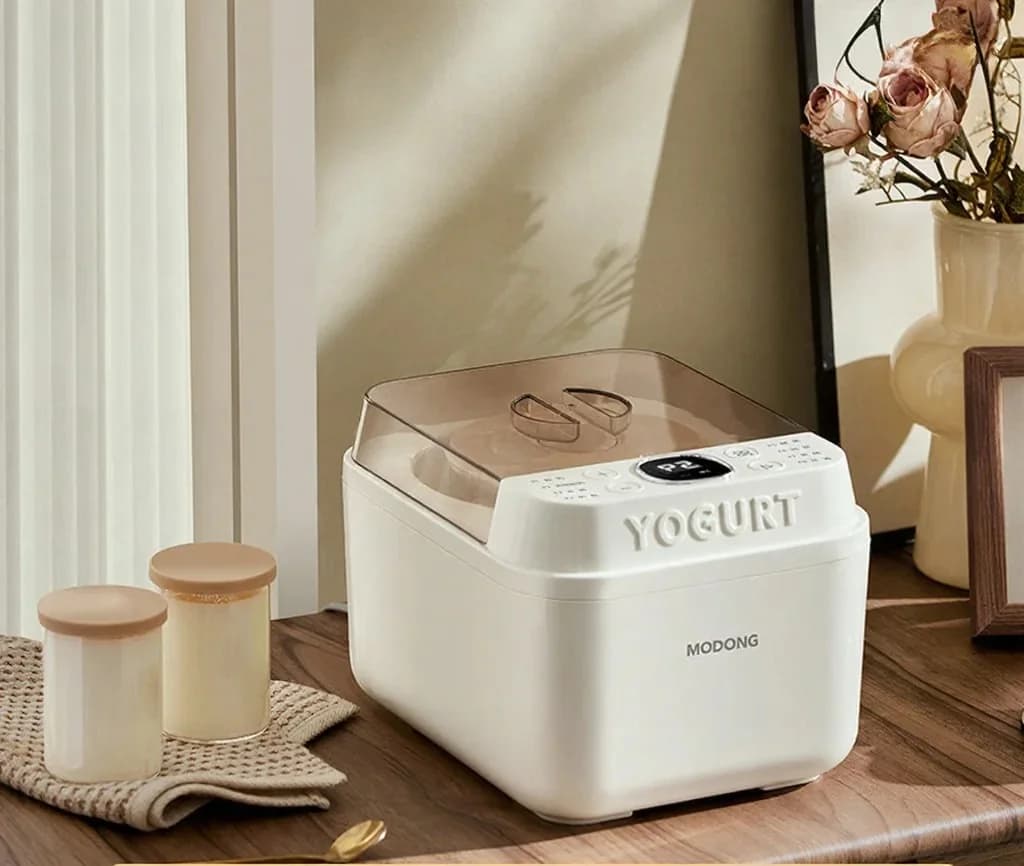 Elektrisk yoghurtmaskin med glassinnergryte og timer