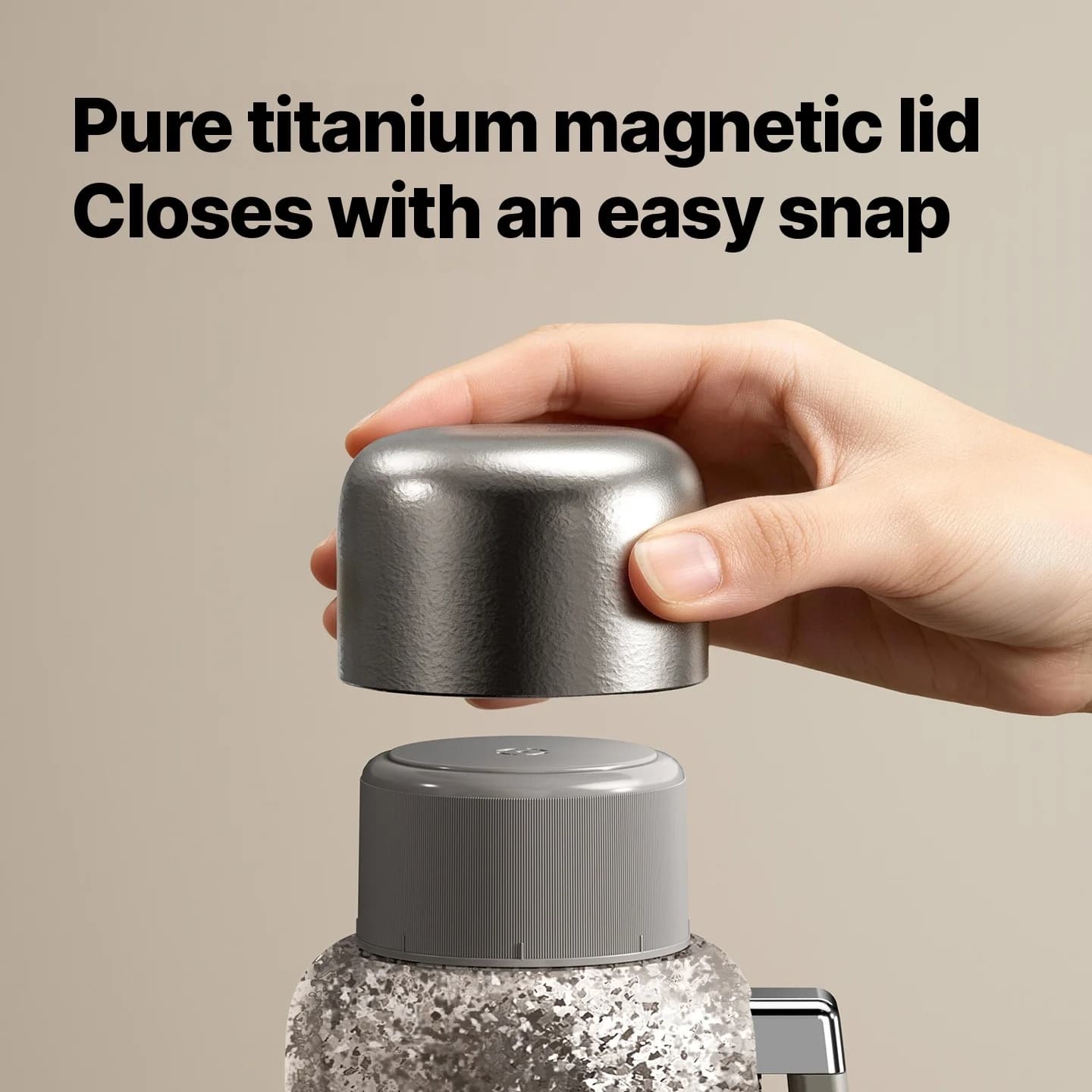 Rent elektrisk varmebeger i ren titan med isolasjon 1200ml